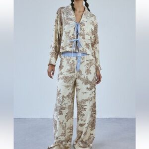 BNWT urban outfitters // satin pajama set